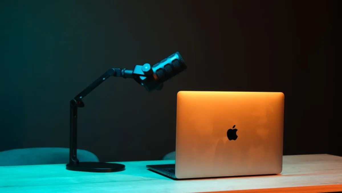 laptop streaming